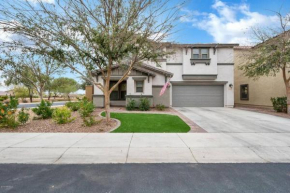 Luxury Upgraded Gilbert Private Home!, Gilbert